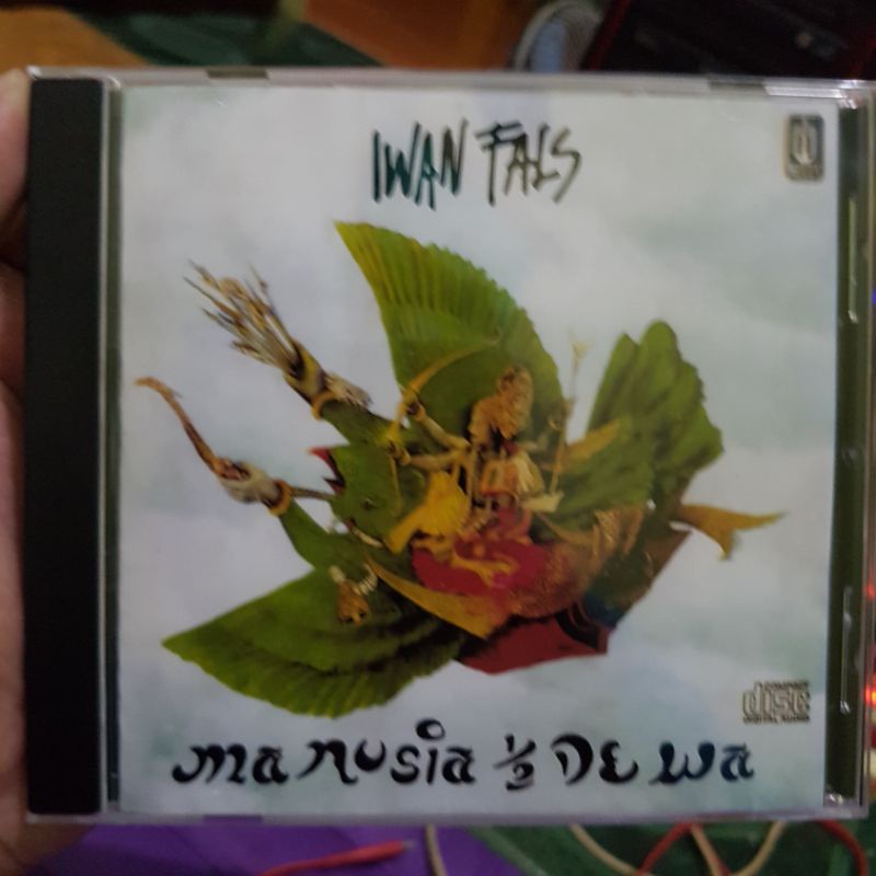 CD IWAN FALS MANUSIA SETENGAH DEWA