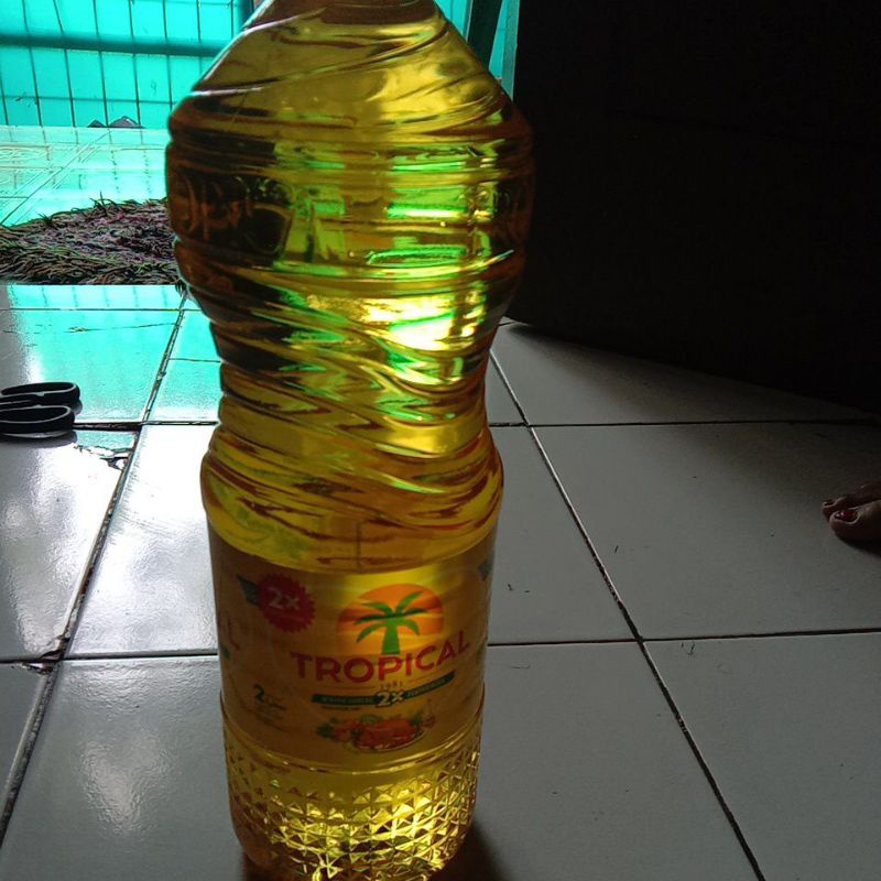 

Temen nitip jualin minyak tropikal botol ukuran 2 lt @Rp.46000