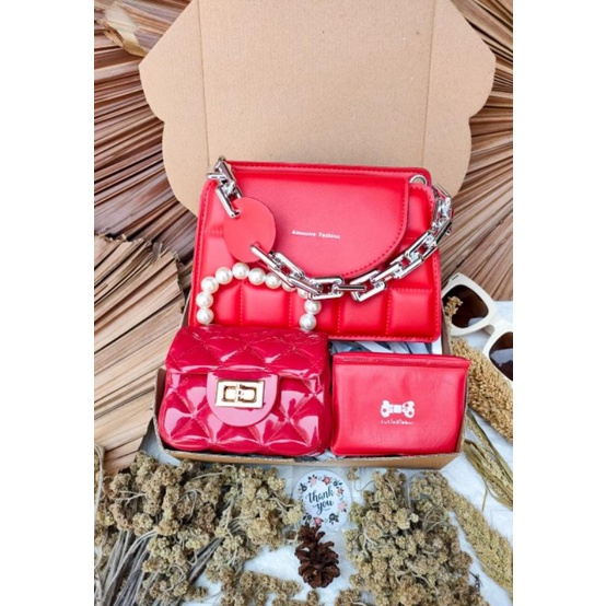 

Hampers tas import super lengkap/fashion wanita /murah meriah