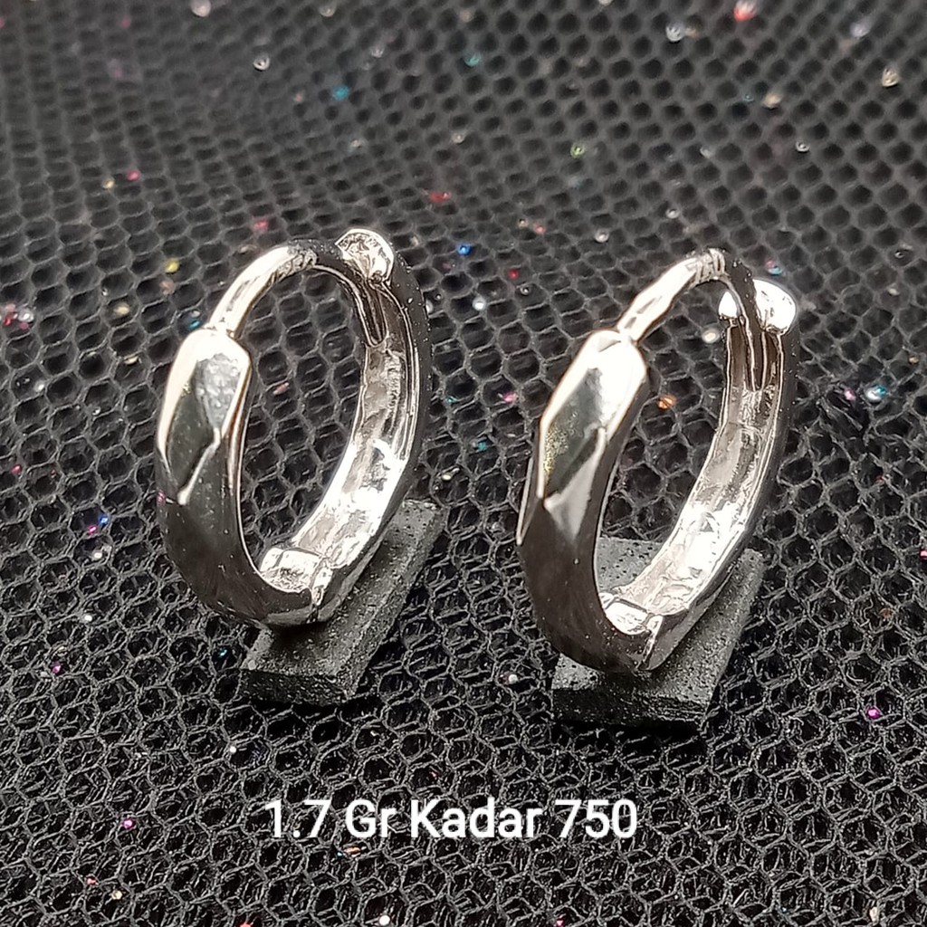 Anting Jipsi Emas 17 K - 1.7 Gr Kadar 750 - 1911