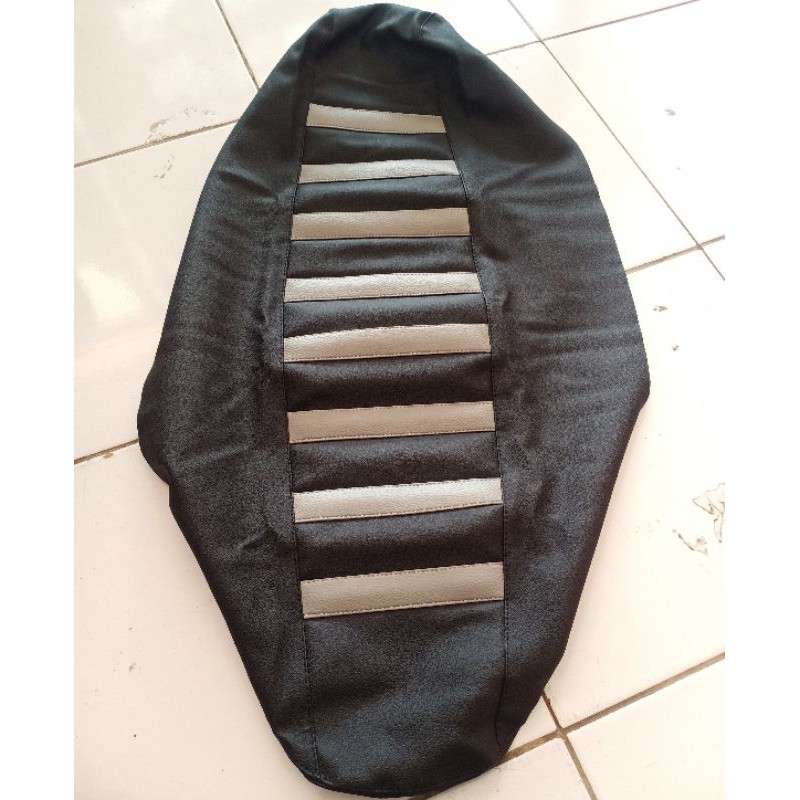 cover jok sarung jok Trail dan supermoto Warna Abu abu