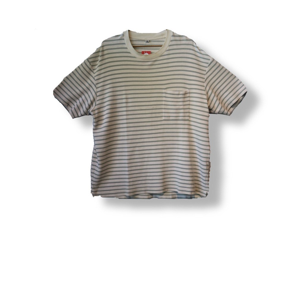 [OVERSIZE] Kaos Pria Uniqlo Motif Garis-Garis