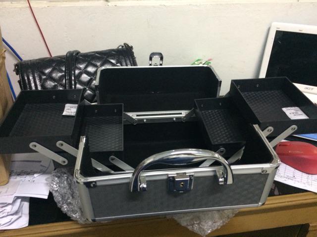 Beauty Case Bck Isn