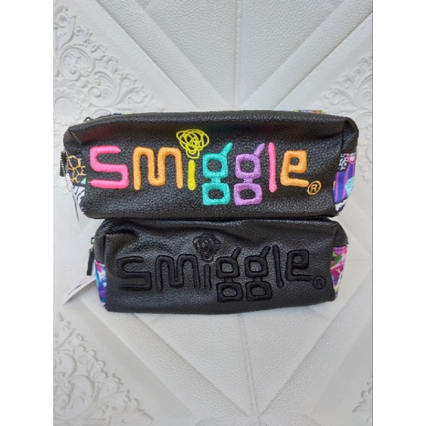 

SALE SMIGGLE PENCIL CASE 100% ORIGINAL