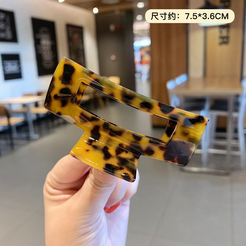 Jepit Rambut Motif Print Leopard Gaya Korea