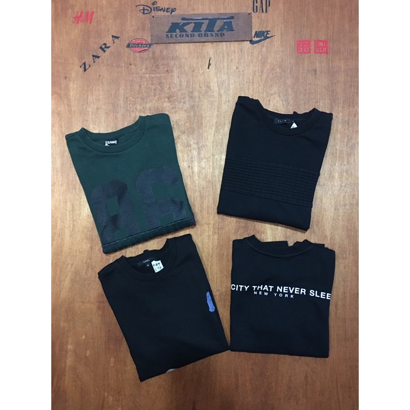 crewneck second branded. feltics/ ugiz/topten / beams orgininal second /trhiftting/ felltic.felltics