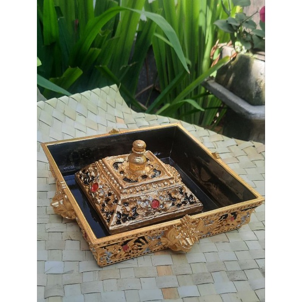 Bokor Kotak dan saab fiber