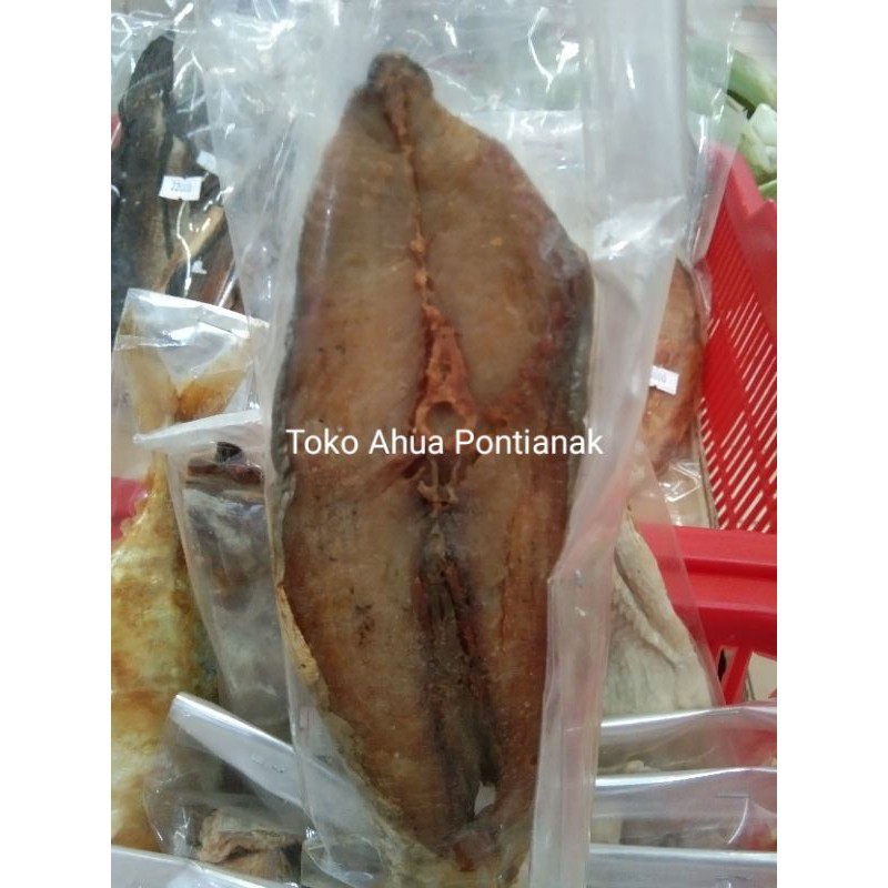 

Ikan Asin Tenggiri Pontianak