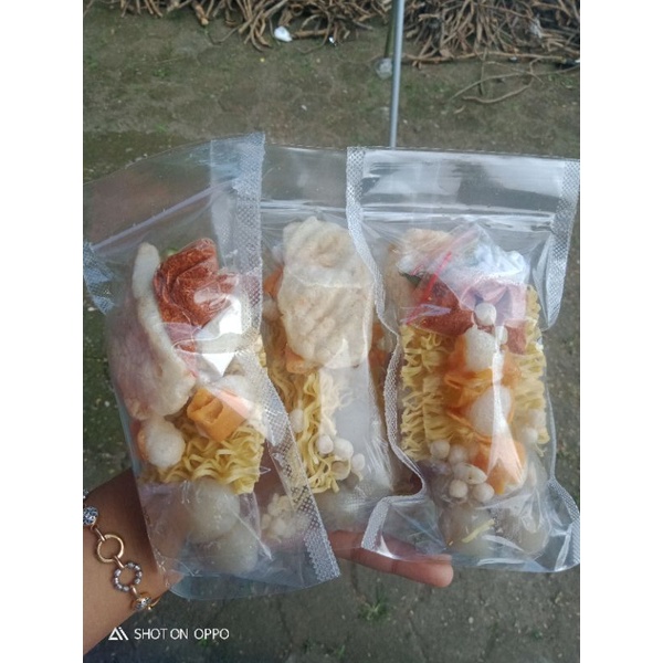 

Boci instan pedas nampoll Termurah