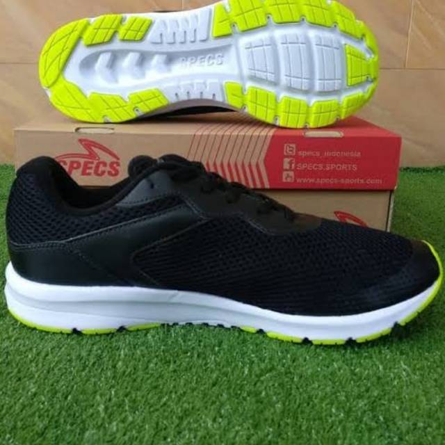 sepatu running SPECS EVO black/syellow
