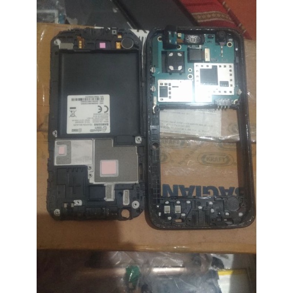 Mesin samsung j2pro belah