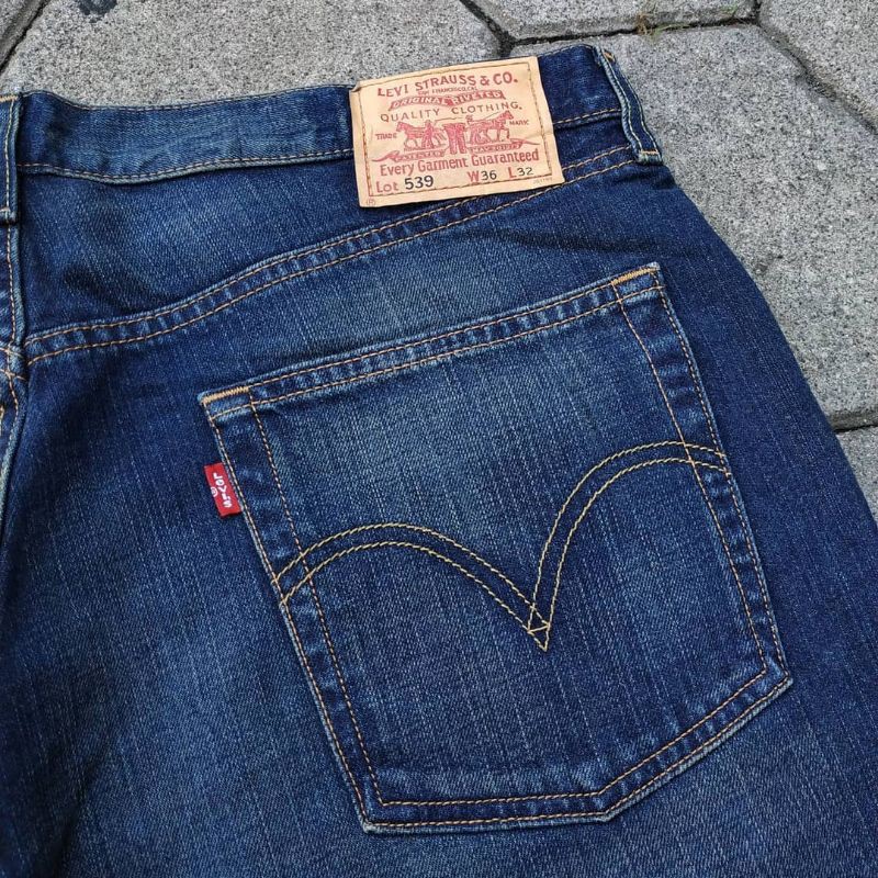 levis 539