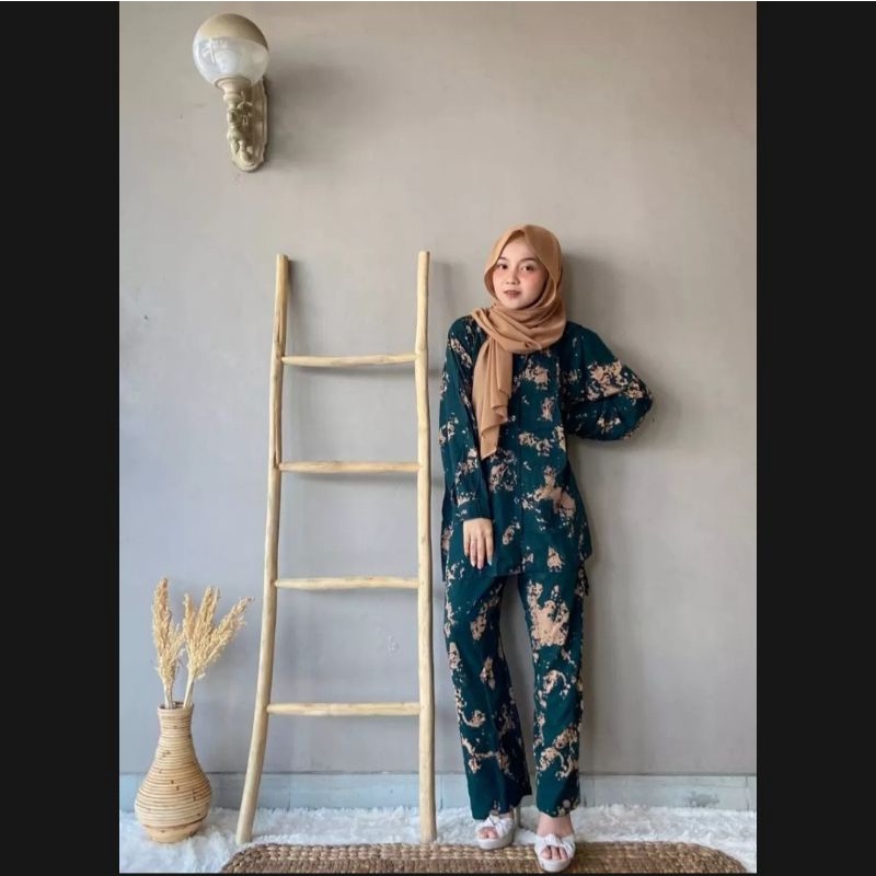 One Set Daily Pajamas Rayon Celup Tie die Stelan Wanita-Hijau dark