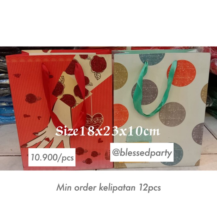 

PAPERBAG MOTIF POLKA MERAH GOODIEBAG HAMPERS - Merah