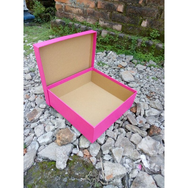 

hardbox custom/ hardbox lebaran/hardbox printing/ hardbox sablon