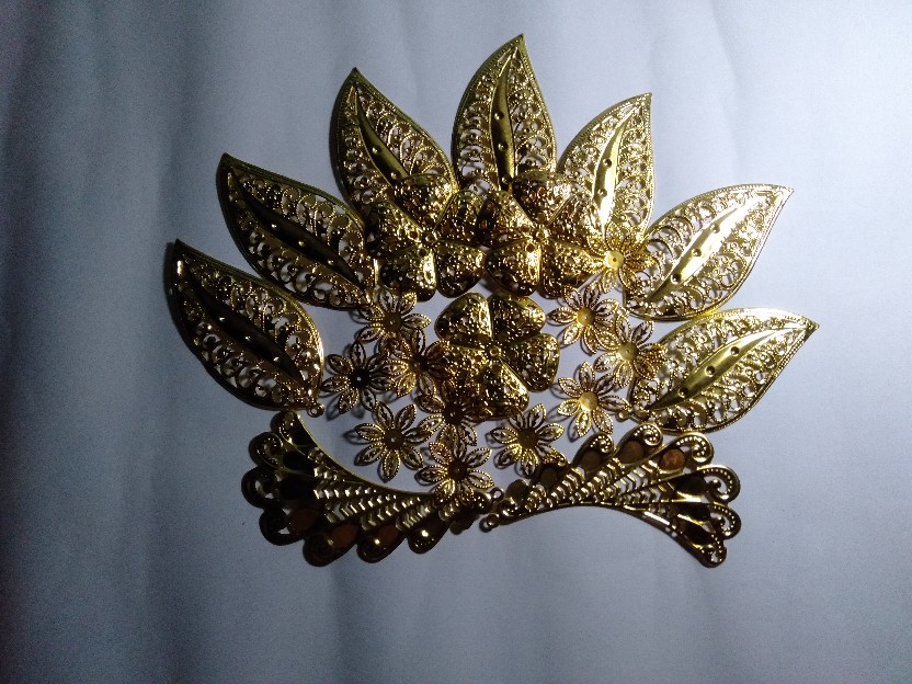 Lempengan Emas Telinga