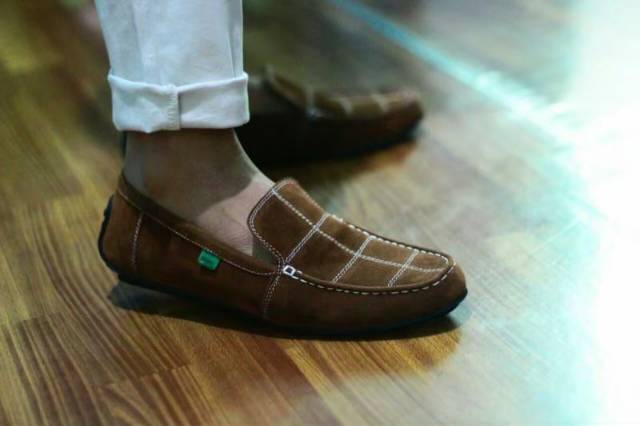 SEPATU CASUAL PRIA SLIP ON RAJUT KERJA FORMAL SANTAI