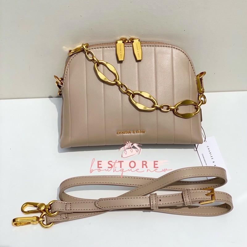 Chain Handle Panelled Crossbody Bag