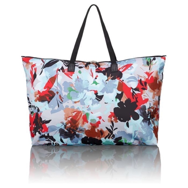 Tas Tumi Voyageur Just In Case Tote Pacific Floral Original New with Tag