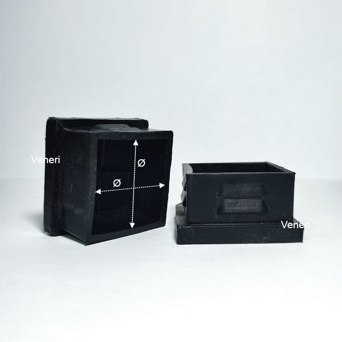 Karet Kotak Besi Hollow Sepatu Pengaman Kaki Meja Kursi Plastik