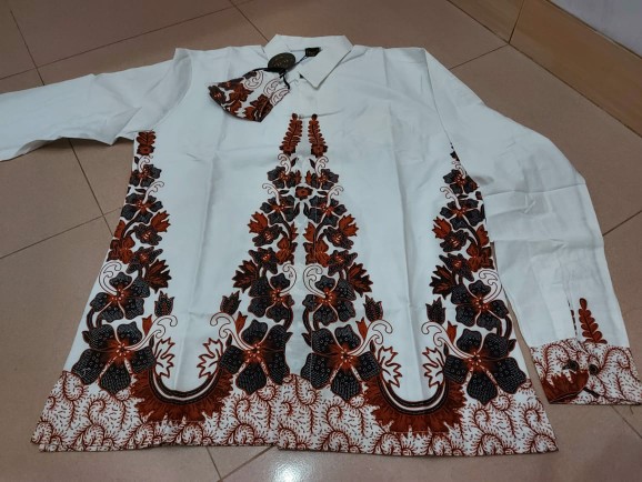 Yudhistira Putih Kemeja Batik Pria Full Furing Katun Batik Primisima By Dewo