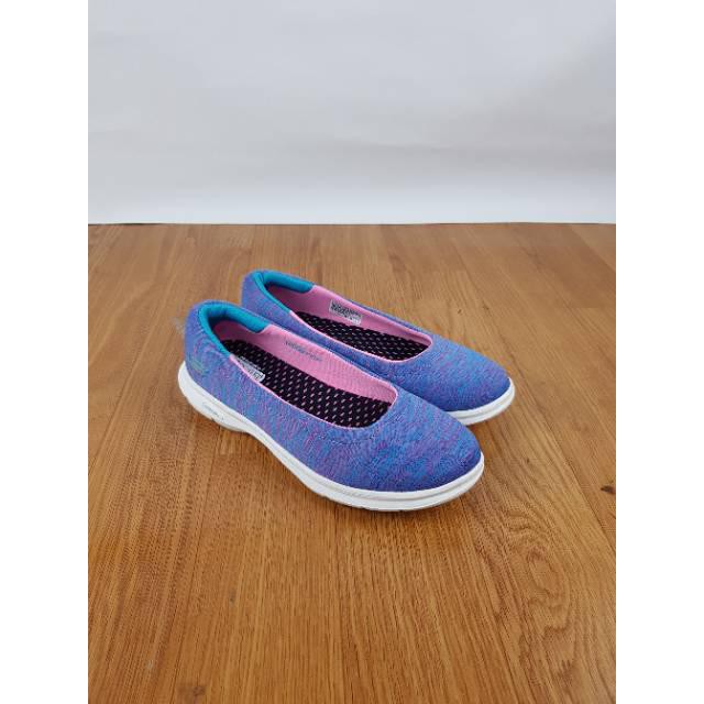 Sepatu Skechers Grosir Reseller gostep canvas Murah