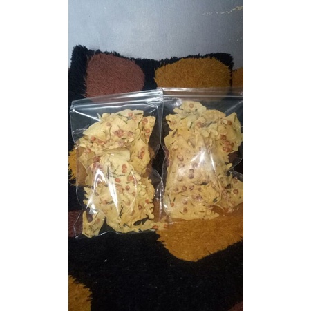 

peyek kacang 100gr