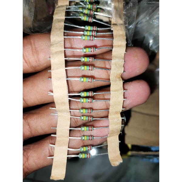 Resistor 220K 1/2W bodi 1/4W  japan 100pcs