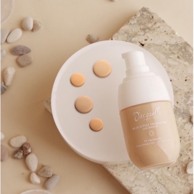 Jacquelle Blur Effect Foundation