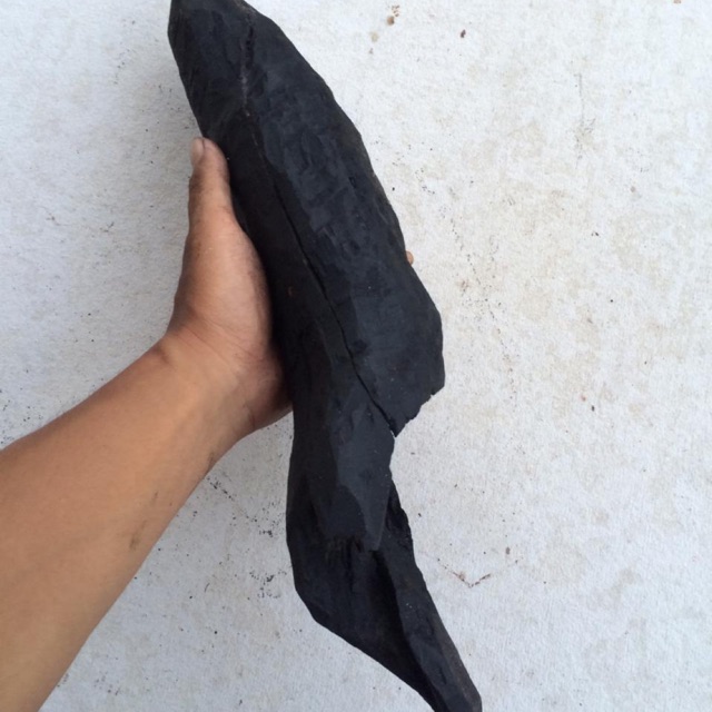 Bongkahan Kayu Gahru Hitam Asli Kalimantan
