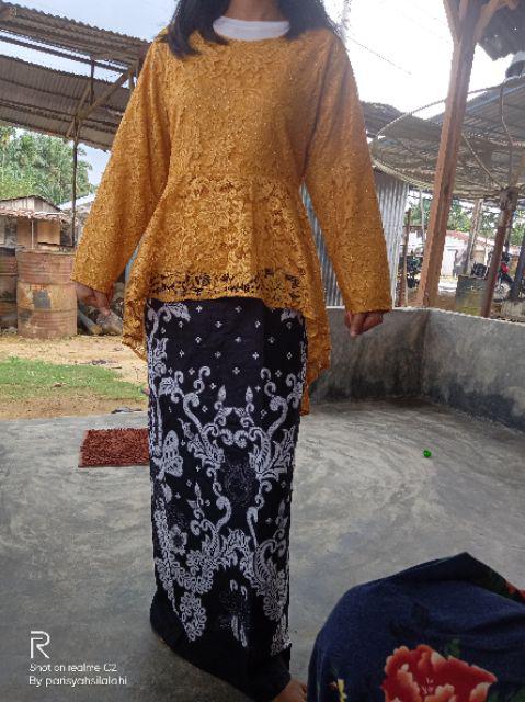 Tasyananu_batik Barina Brukat Set/brokat Pinguin Barina