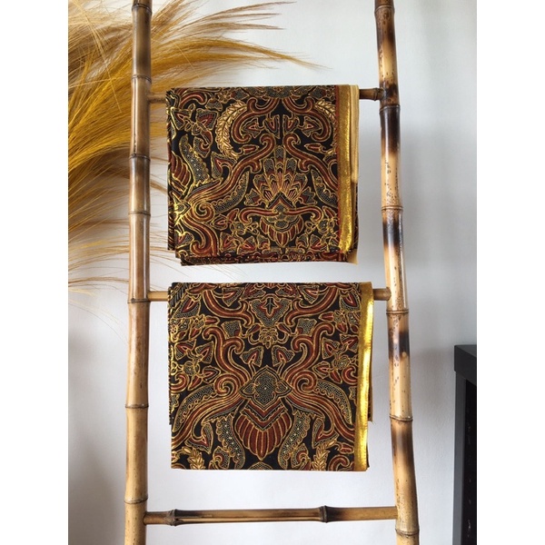 Jarit prada motif pisang bali