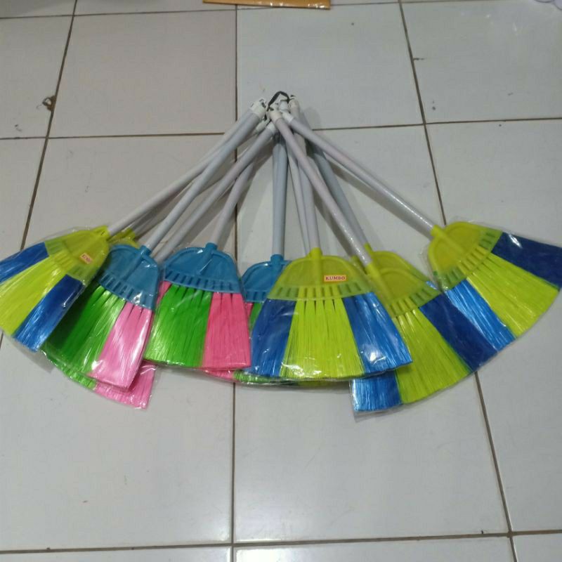 Sapu Gagang Kecil Plastik Kumbo / Sapu Senar Pendek