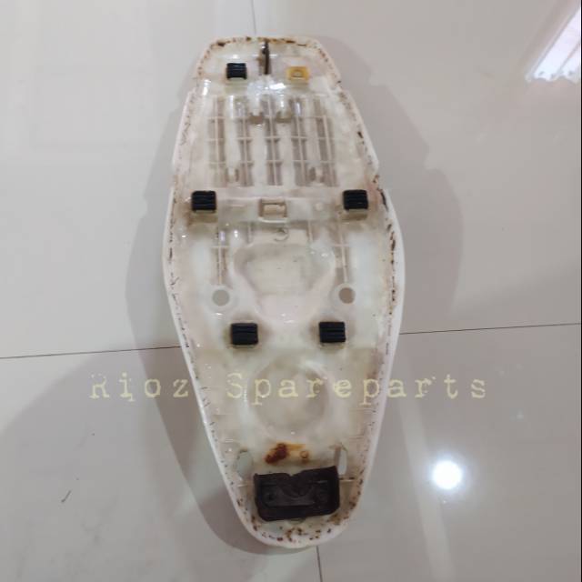 plat jok supra lama alas jok supra old atom jok supra plastik jok supra original