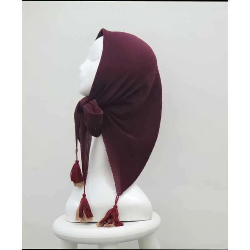Jilbab Segiempat Plisket - Pastan Tassel  Polycotton Polos Pompom Tassel