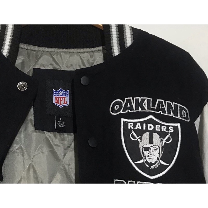 (SOLD OUT) raiders varsity