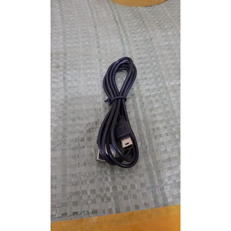 Kabel charger / kabel casan esia