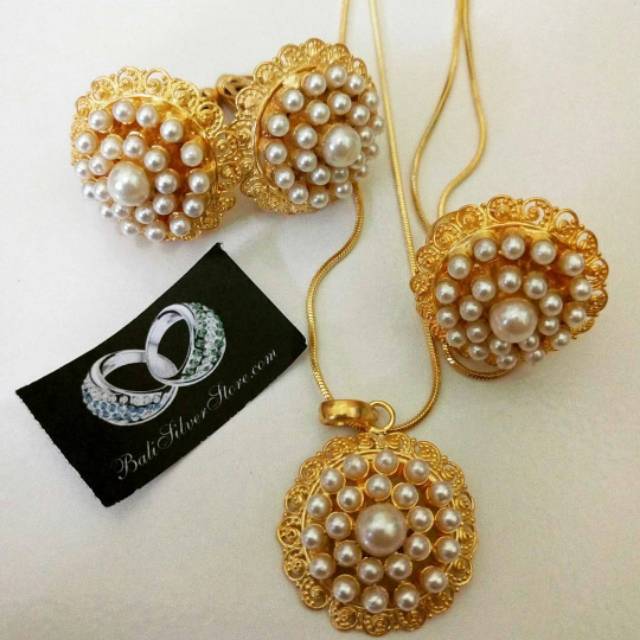 Set Kalung Mutiara/