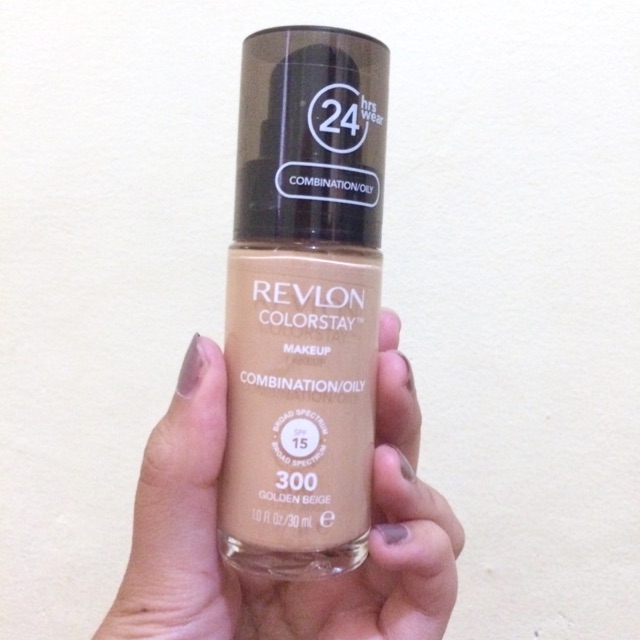 Revlon Colorstay Foundation (300-Golden Beige) for Combination/Oily Skin [PRELOVED]