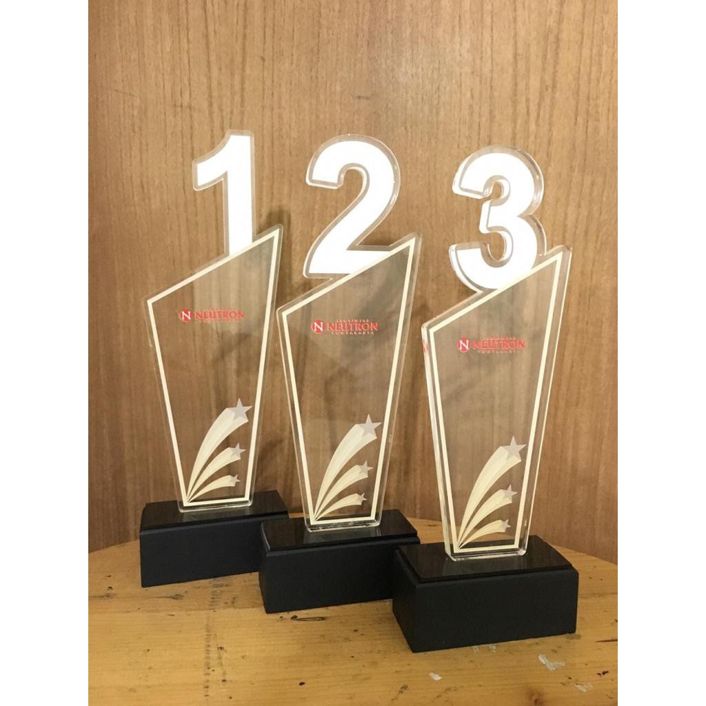 

plakat akrilik custom