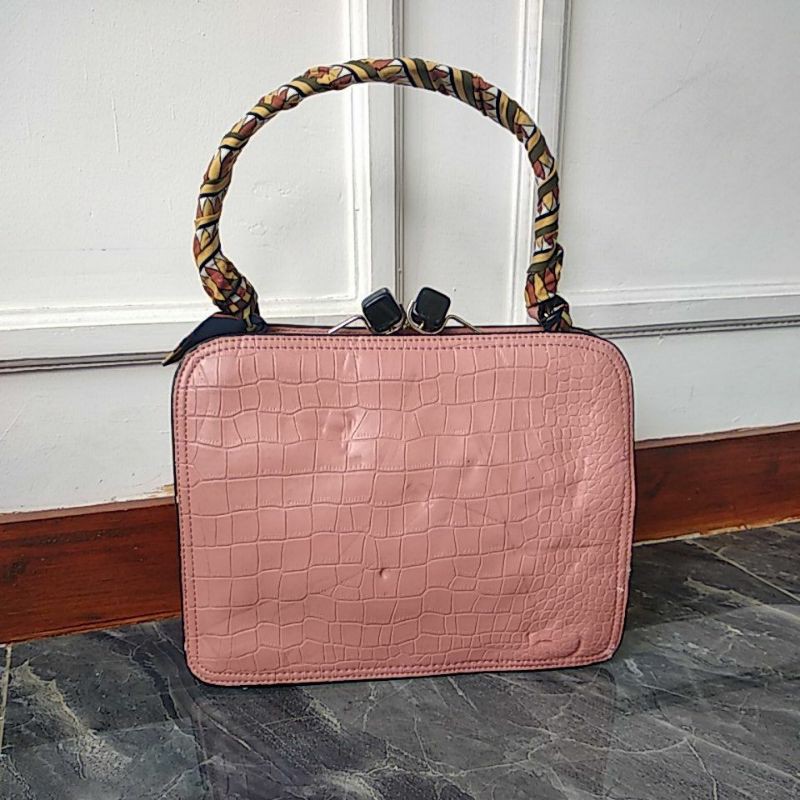 tas behel
