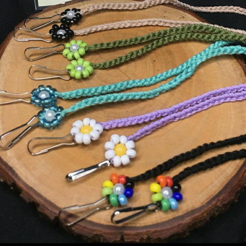 Strap Masker 2 in 1 / Strap Masker Rajut Manik / Konektor Hijab Rajut