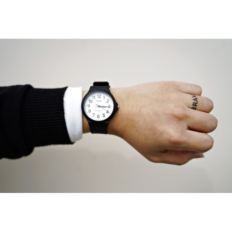 Casio General MW240-1B 7B 7E / MW-240-1B 1E 7B 7E Pria Analog Karet Hitam