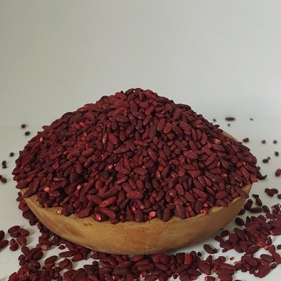 

Beras merah angkak / red yeast rice