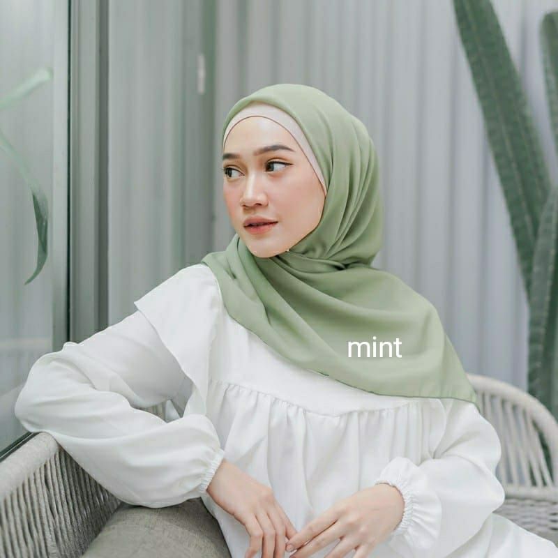 Hijab Bella square premium segi empat anti letoy