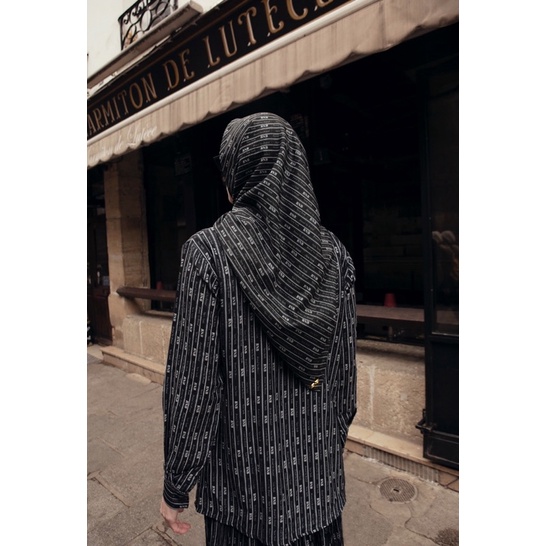 NEW SALE❣️BNB Monogram Authentic Scarf Brand No Brand