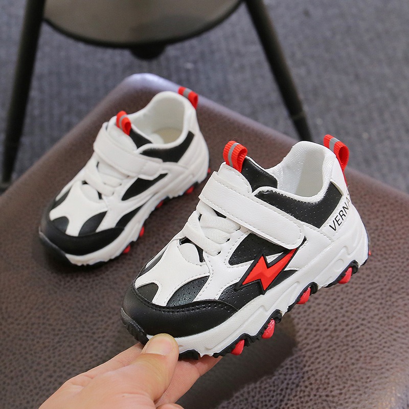 Sepatu sneakers import anak terbaru gaya sneakers keren