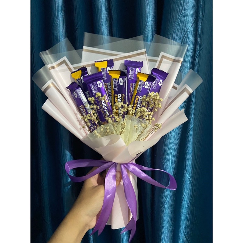 

Buket cokelat // buket dairymilk 30gr // buket bunga // buket silverqueen