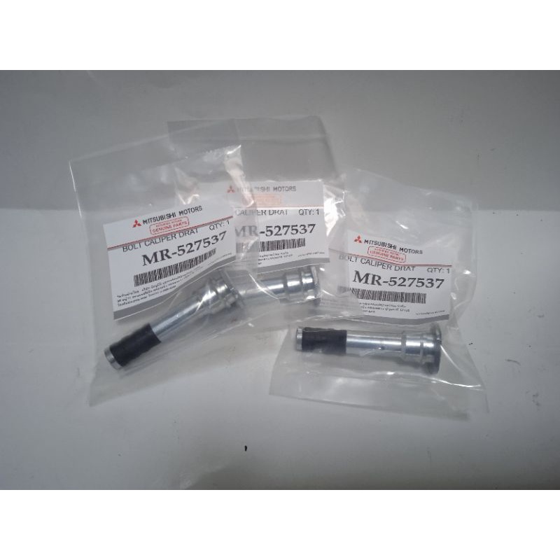 baut kaliper cakram drat bagian bawah  Mitsubishi Strada L200