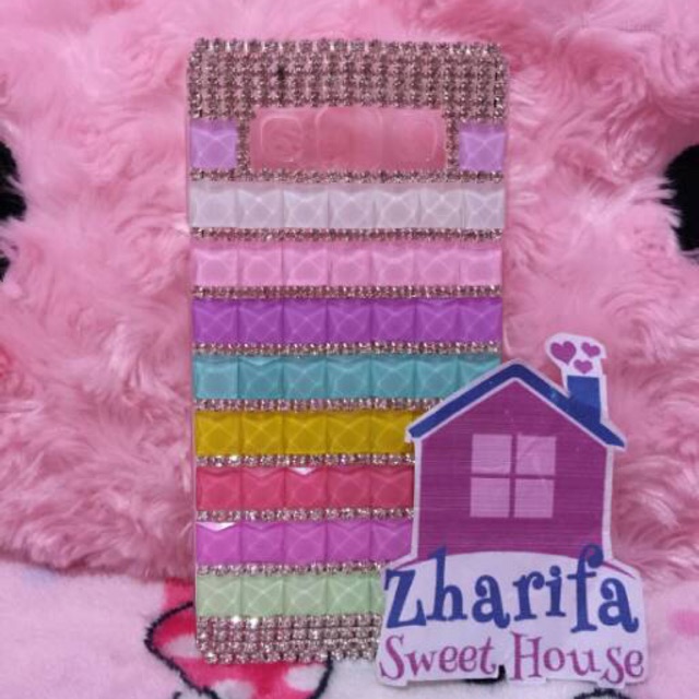 Custom case hard square